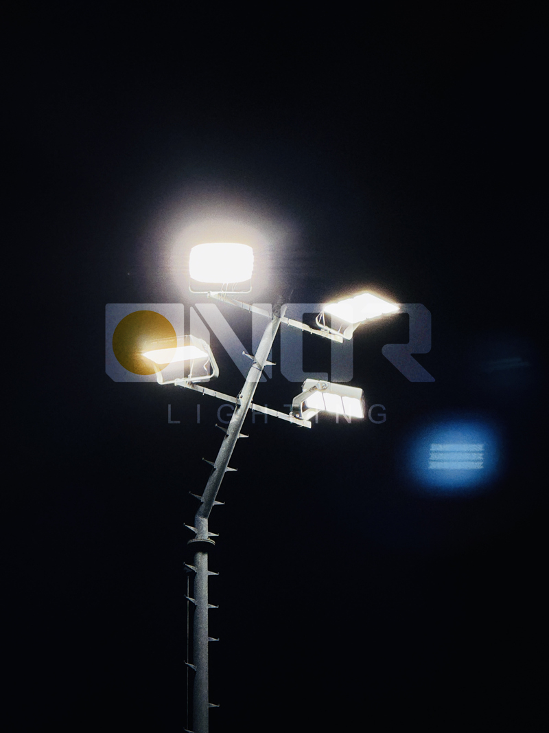 VEGA-1800W-1200W-LED-Football-Field-Lighting-Illuminates-Eggsdorf-Football-Club-in-Austria-1