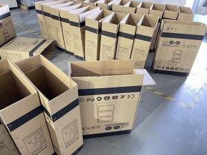 packaging of LED flood lights